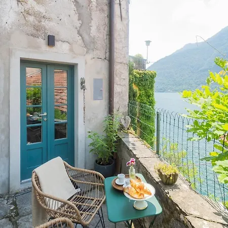 Coatesa Ventiquattro By Rent Nesso